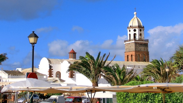 mercadillo artesanal lanzarote